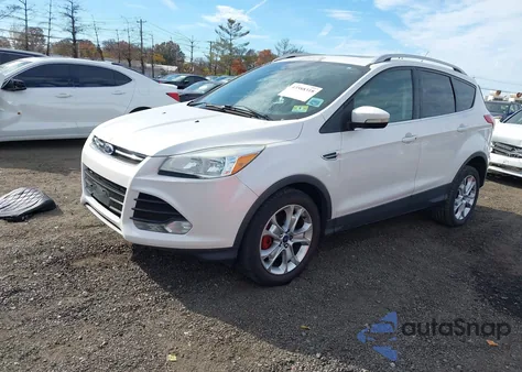 2016 Ford Escape Titanium from USA, damaged, VIN 1FMCU9J93GUC22453